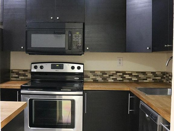 5th image of 3700 NW 21st St APT 210
