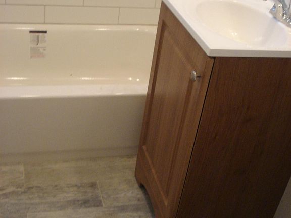 4th image of 608 28th St