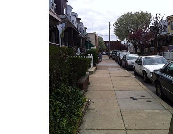 4th image of 2525 S Percy St