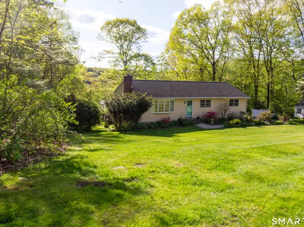 23 Button Road, Shelton, CT 06484