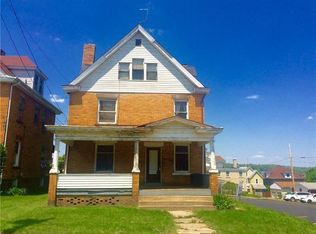 624 Park Ave, Ellwood City, PA 16117