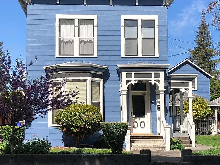 431-441 Randolph St — Photo 1