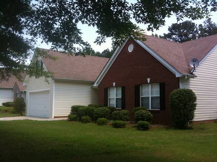Brick Front Newer Home.