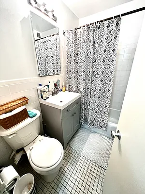 Rented by Keller Williams NYC | media 13