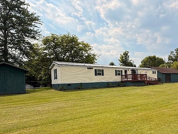 3rd image of 21 Honey Hill Rd