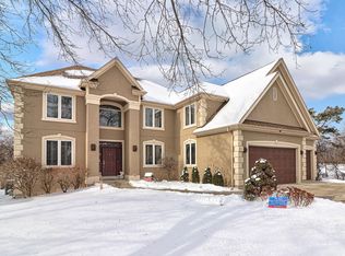 670 Leslie Ct, Carol Stream, IL 60188