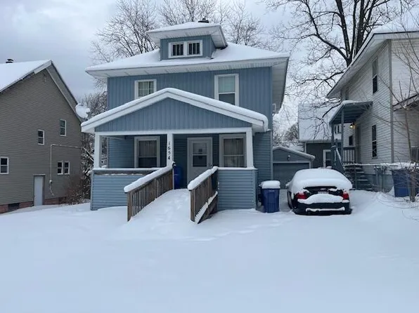 1654 Horton Ave SE, Grand Rapids, MI 49507