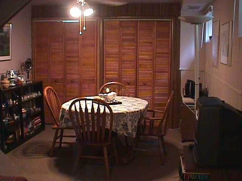2nd image of 326E CORTLAND Street