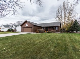 1608 8th St SE, East Grand Forks, MN 56721