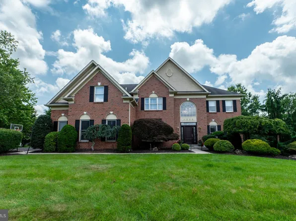 1230 Peterman Ln, Ambler, PA 19002