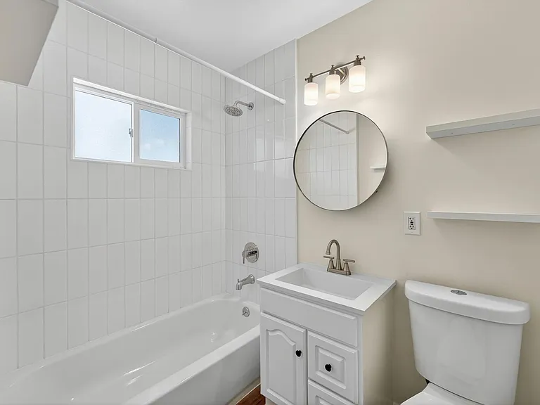 1737 Jacaranda Pl — Photo 15