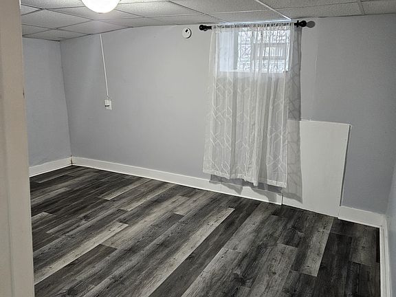 2nd image of 224 High St #1
