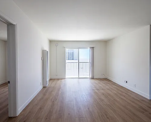 474 Sherman Ave #6 Photo 1