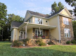 9457 Snow Hill Rd, Ooltewah, TN 37363