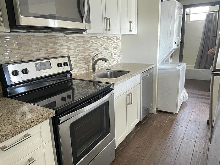 1st image of 909 Ala Nanala St