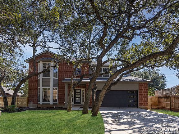 2nd image of 2136 Encino Cliff St