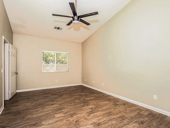 5th image of 43727 Verella Ct #1