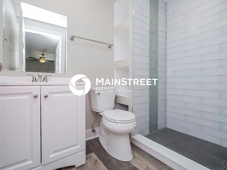 Main Bathroom