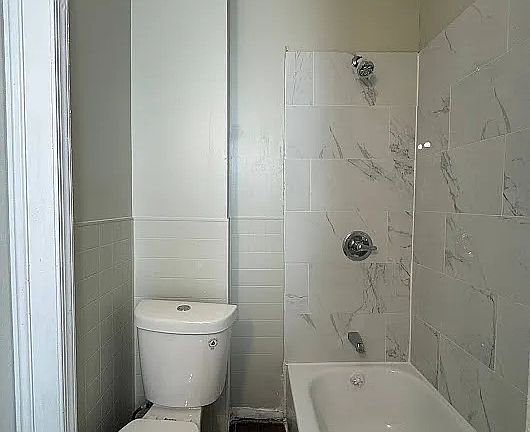 4th image of 488 Norwood St #2C