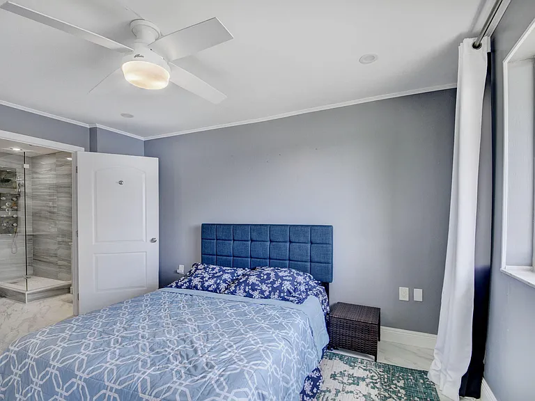 9204 Glenmoor Dr — Photo 16