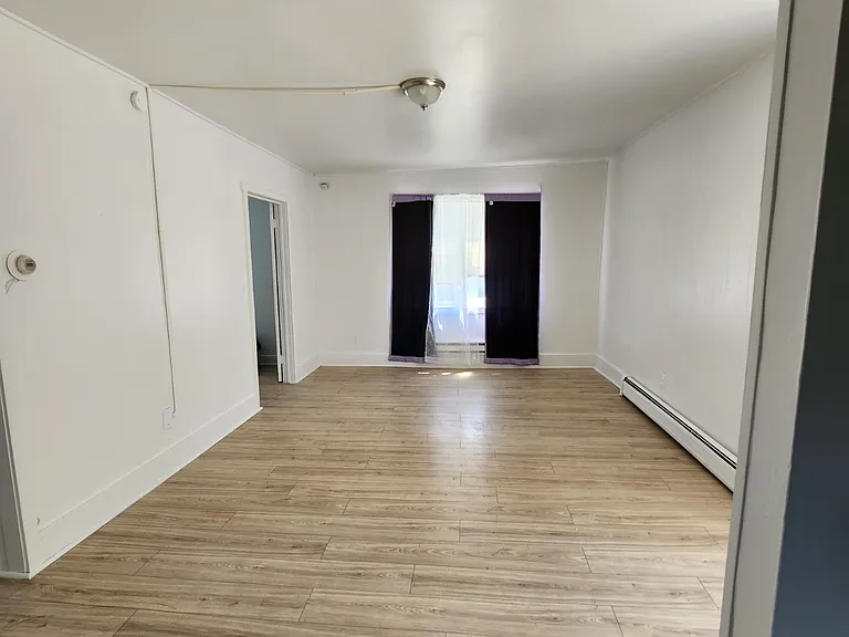 27 Mountain Ave #1 — Photo 3