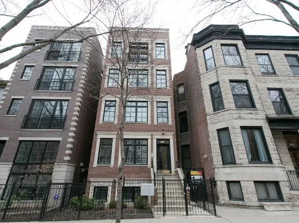 831 W Buckingham Pl, Chicago, IL