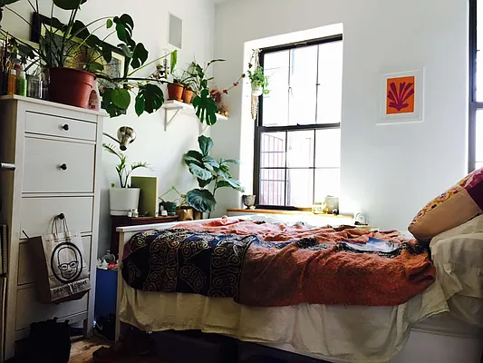 Rented by Nooklyn NYC LLC | media 36