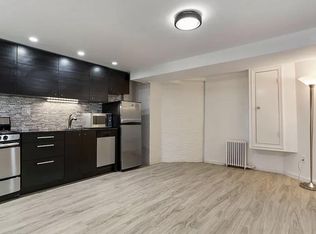 1636 44th St NW, Washington, DC 20007