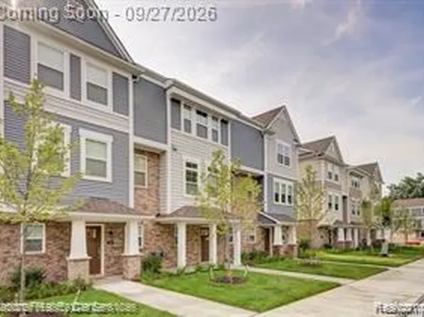 384 Heatherdale Ln, Ferndale, MI 48220