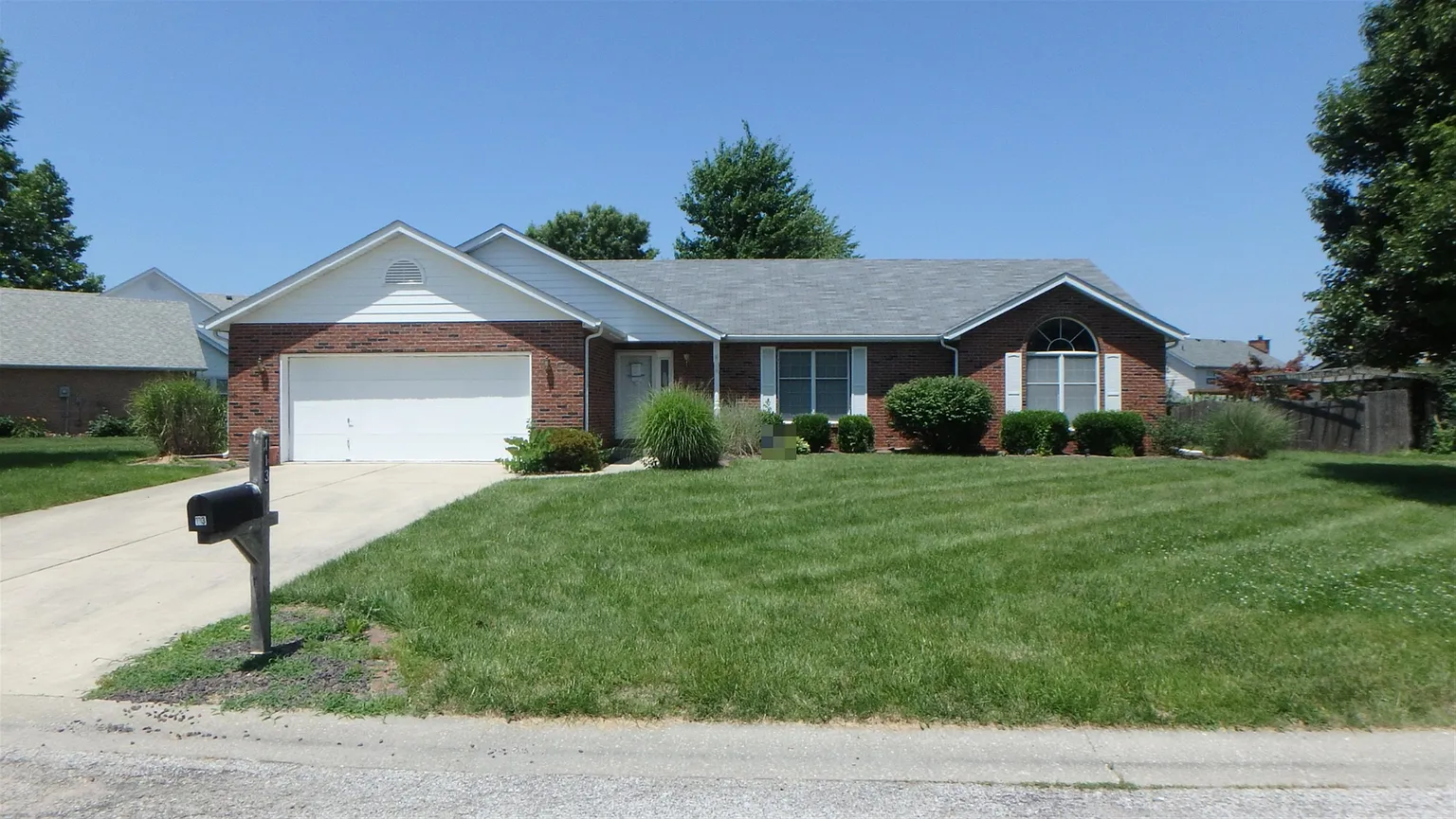 113 Jardin Ct photo 1