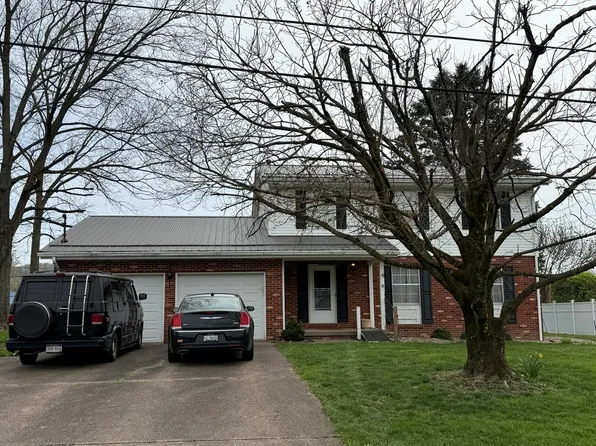 19 Neubauer Dr, New Martinsville, WV 26155