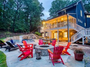6513 Bermuda Ln, Flowery Branch, GA 30542