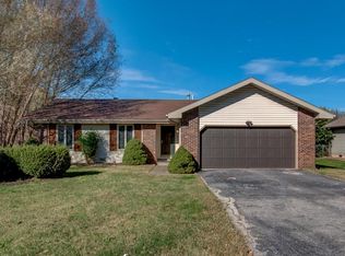 127 E Jewell Dr, Republic, MO 65738