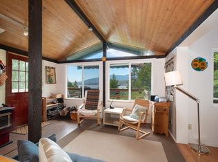 847 Captains Way, Bowen Island, BC V0N 1G2