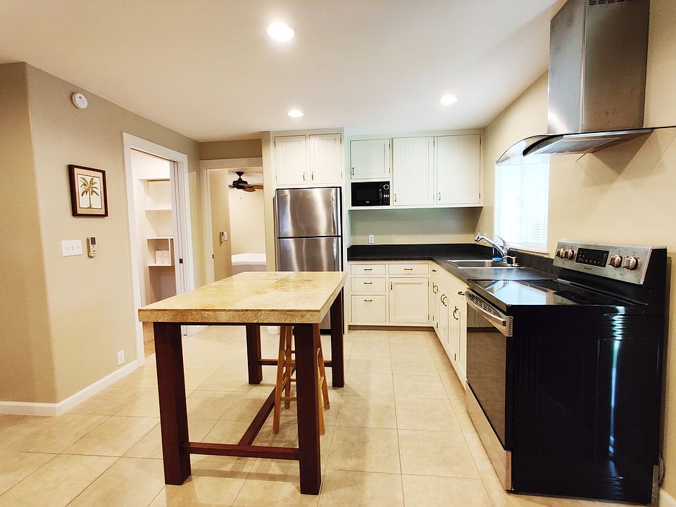 1st image of 958 Holoholo St #C