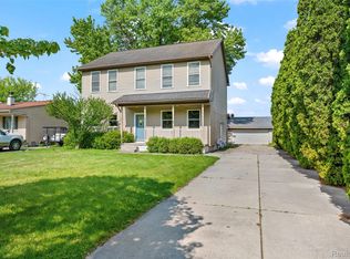 38821 Albert Blvd, Clinton Township, MI 48036
