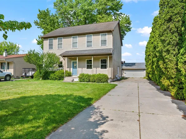 38821 Albert Blvd, Clinton Township, MI 48036