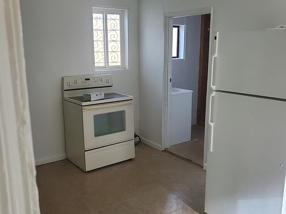 3rd image of 4113 S Belmar Ave