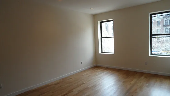 Rented by Bohemia Realty Group | media 18