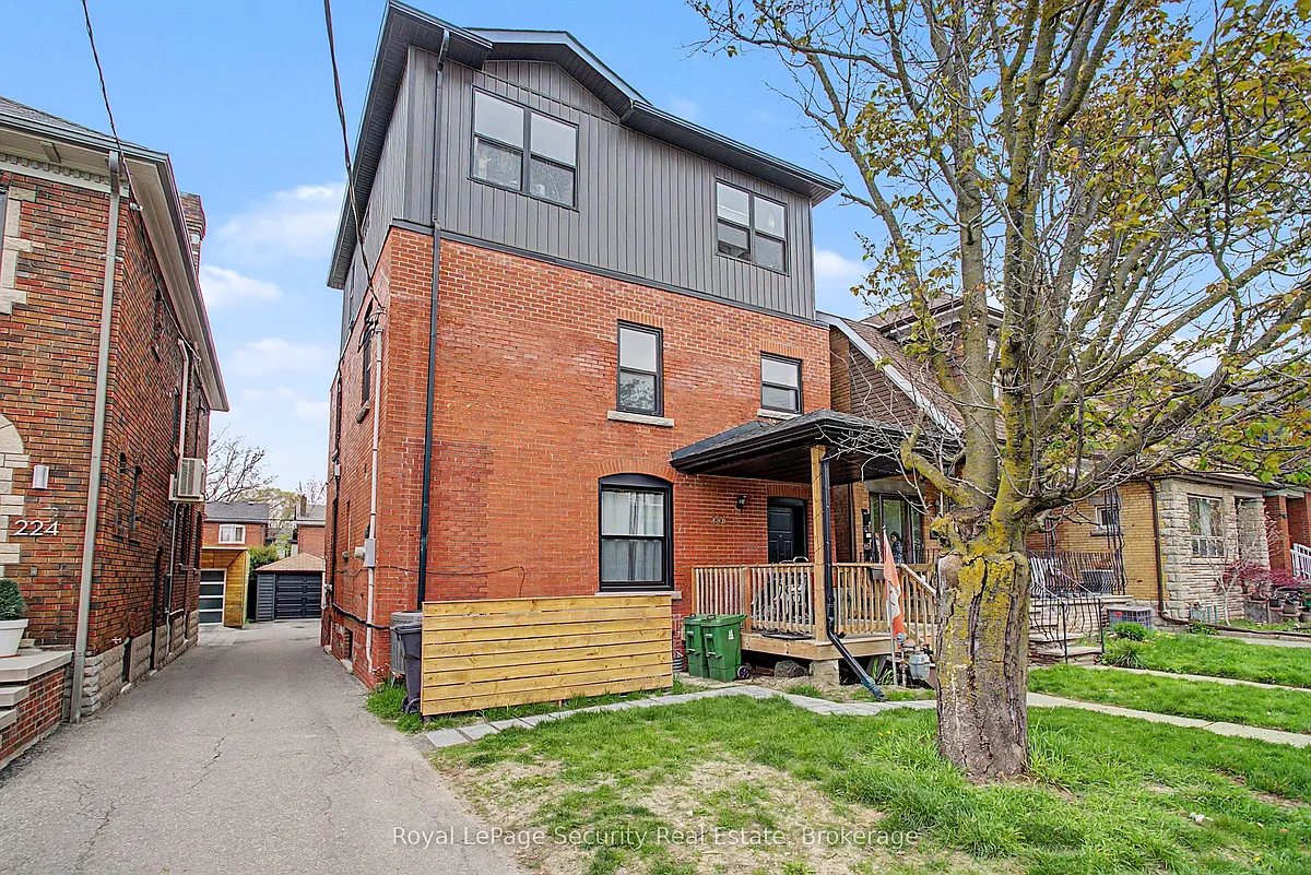 Building Photo - 226 Lauder Ave #2
