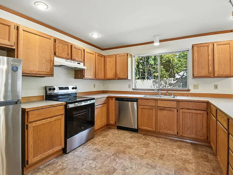 13014 NE 101st Pl — Photo 7