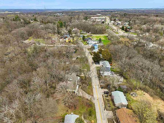 4th image of 411 Kimball Rd