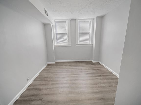 3rd image of 206 Bidwell Ave Floor Basement