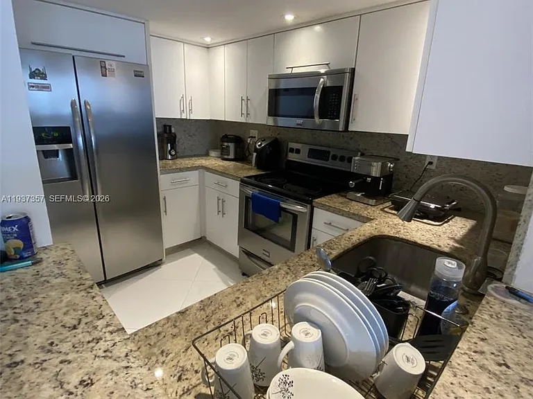 1717 N Bayshore Dr #A-3542 — Photo 15