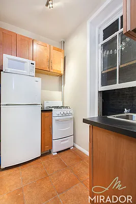 Rented by Mirador Real Estate | media 19