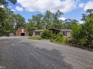 622 Haymaker Rd, Hedgesville, WV 25427