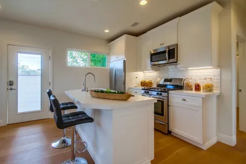 4988-4990 Comanche Dr Photo 1