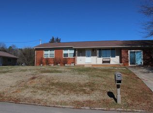 316 Summitt Heights Dr, Jefferson City, TN 37760