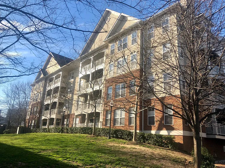 5108 Donovan Dr #408 — Photo 30