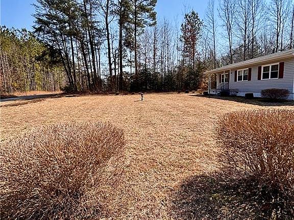 3rd image of 727 Georgetown Rd